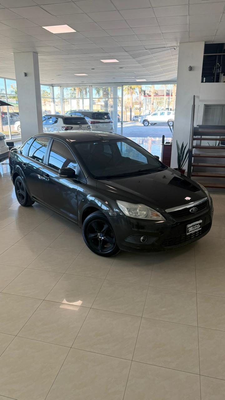 FORD - FOCUS EXE TREND 2.0 - MANUAL  - 2013